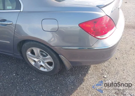 2005 Acura Rl 3.5 z USA, uszkodzony, nr VIN JH4KB165X5C009238